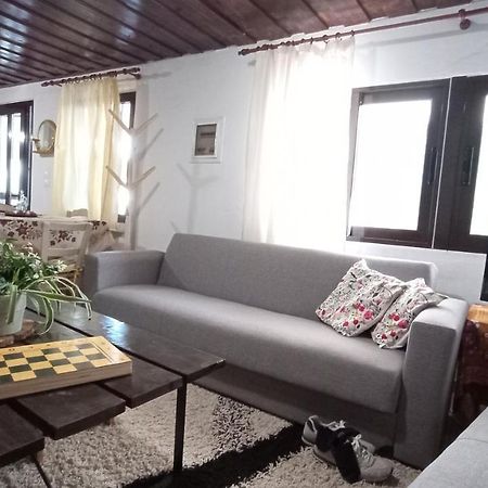Tzermiádon Villatzer - Traditional House With Fireplace And Garden מראה חיצוני תמונה